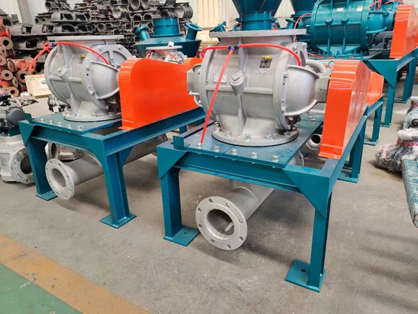 旋转供料器侧面